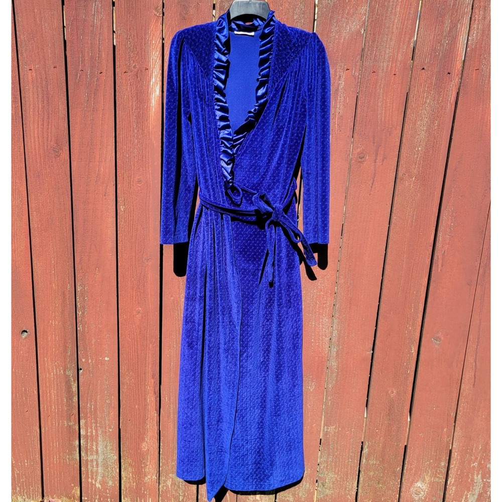 VTG Royal Blue Velour Ruffle Wrap Robe Long Textured Velvet Gown USA Whimsigoth
